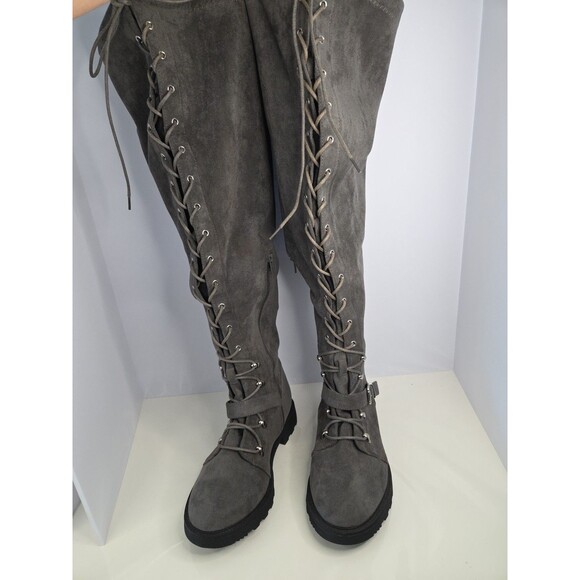 Shoe dazzle thigh high gray Faux suede lace up biker Style Chunky boot Sz 8.5 - Picture 1 of 13